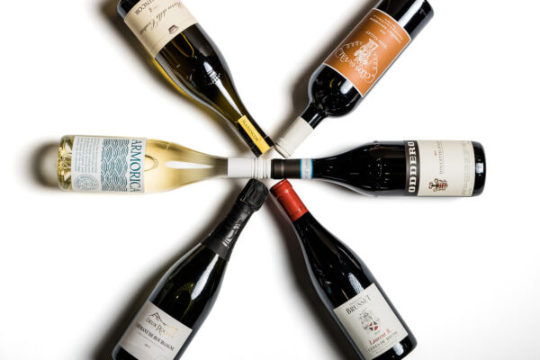 Select Board seeking applicants for Wine/Malt Beverage License